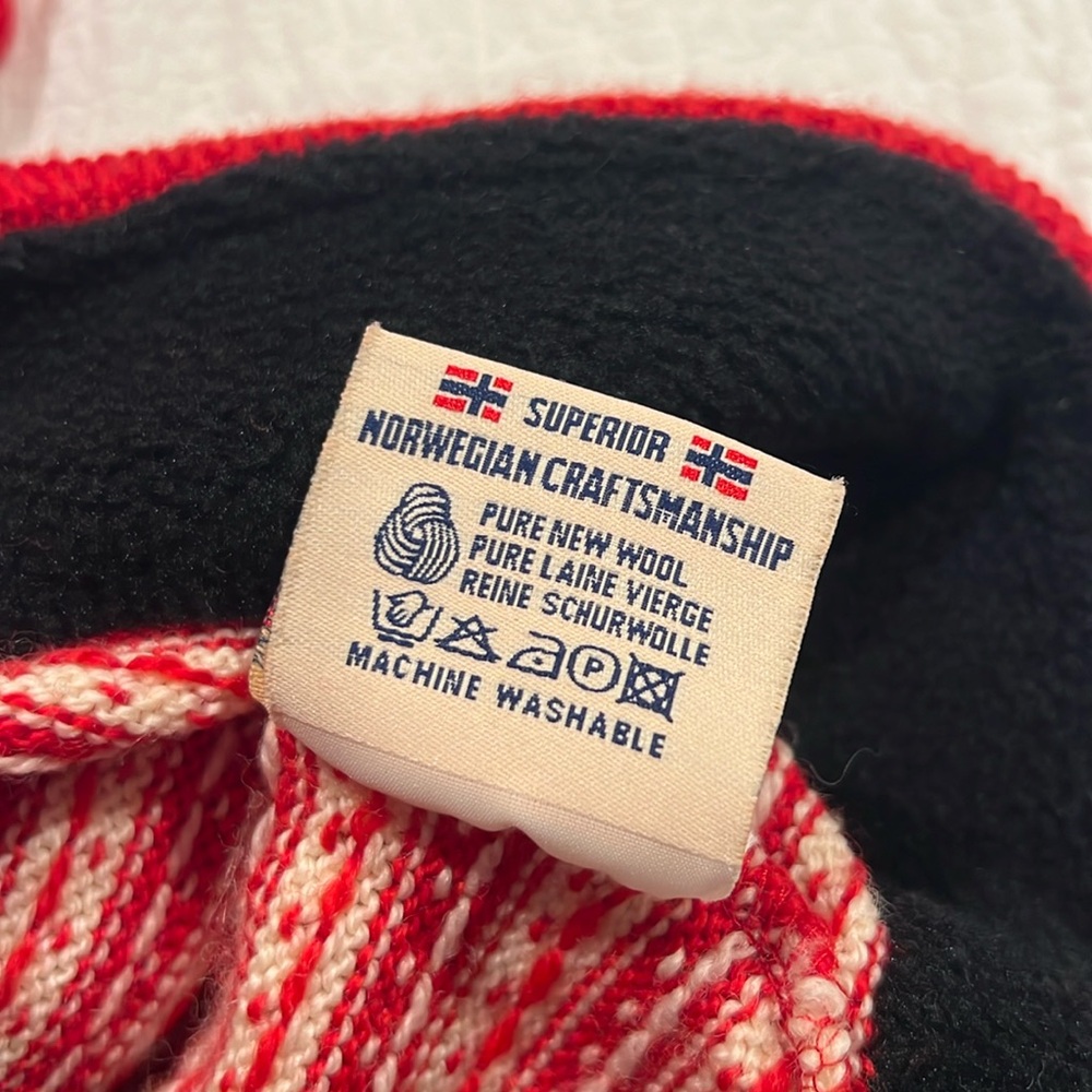 Dale of Norway Red Wool Hat - Picture 5 of 6